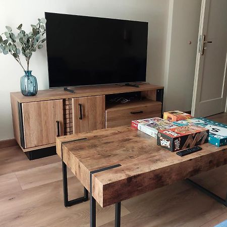 Spacious Two-Bedroom Apartment In The City Center Krakow Exterior photo