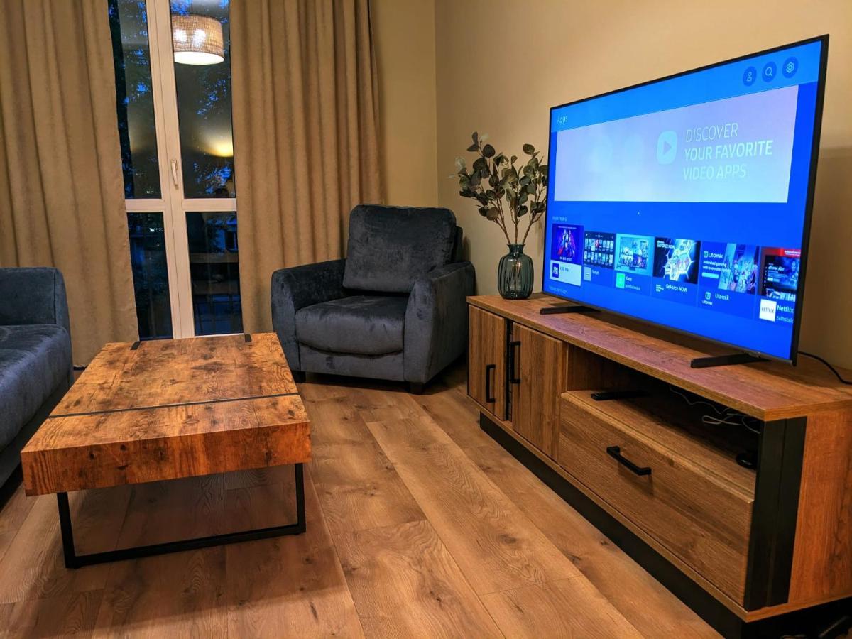 Spacious Two-Bedroom Apartment In The City Center Krakow Exterior photo
