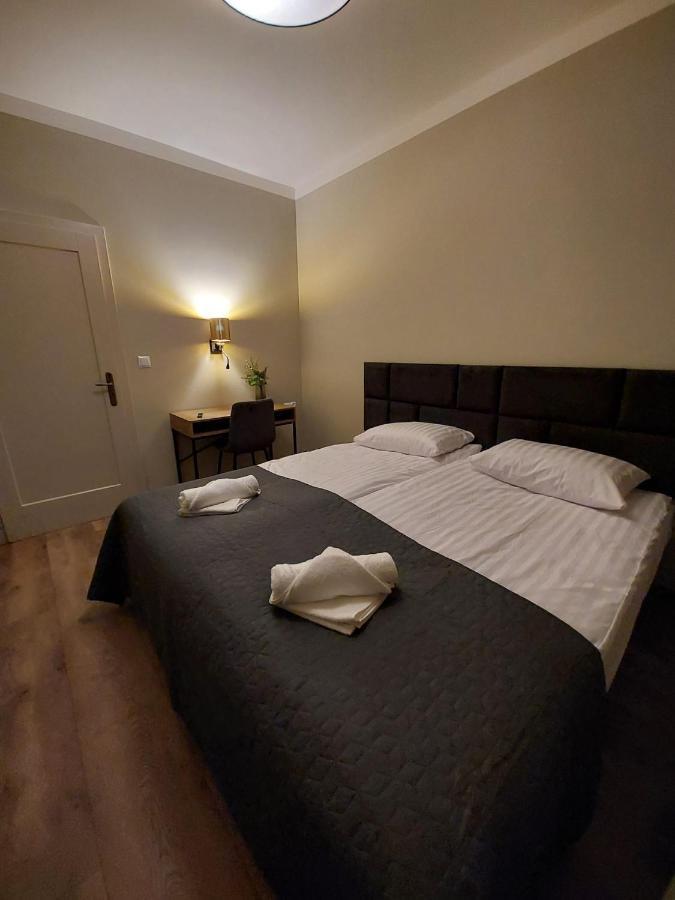 Spacious Two-Bedroom Apartment In The City Center Krakow Exterior photo