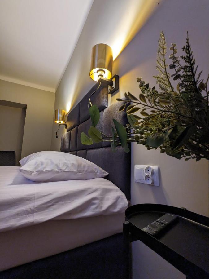 Spacious Two-Bedroom Apartment In The City Center Krakow Exterior photo