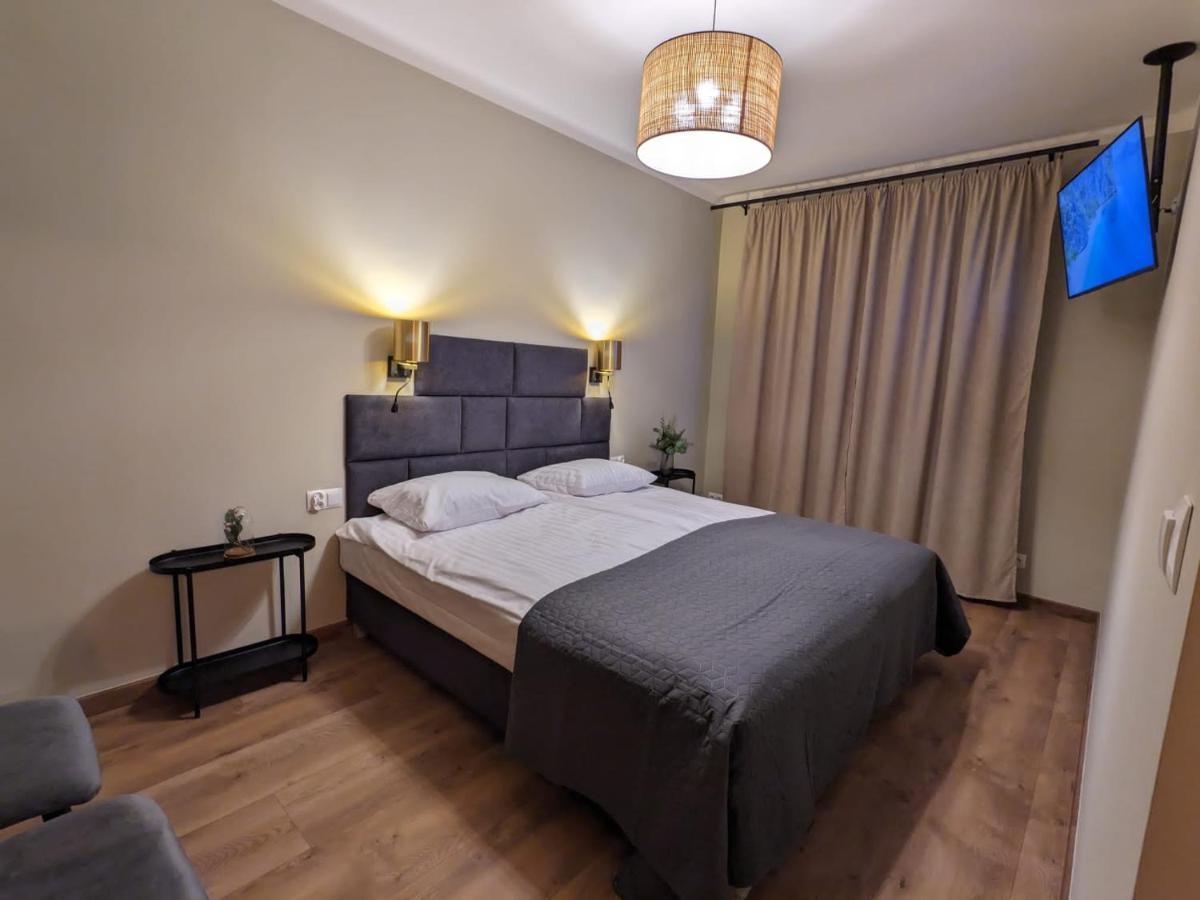 Spacious Two-Bedroom Apartment In The City Center Krakow Exterior photo