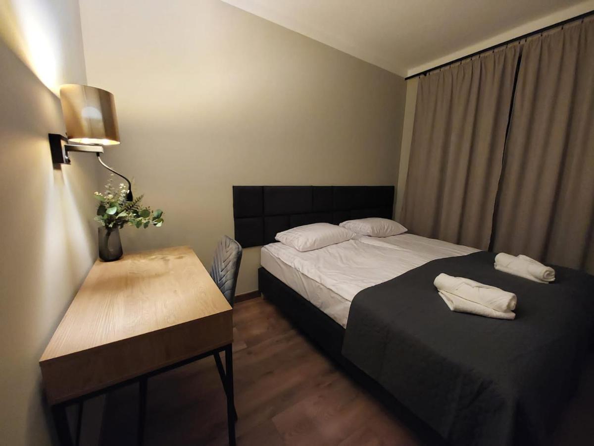 Spacious Two-Bedroom Apartment In The City Center Krakow Exterior photo